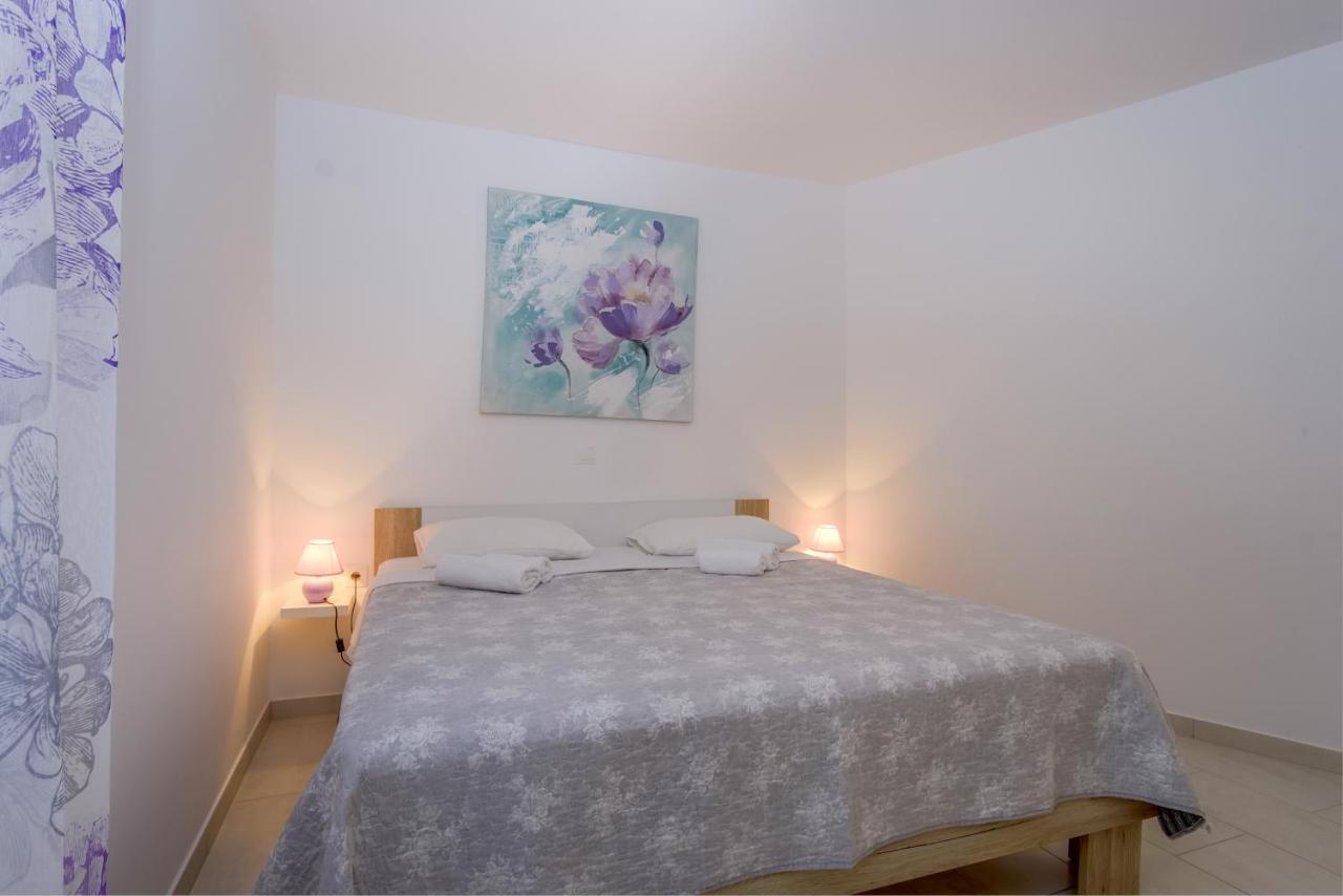 Apartment Angela Čunski Dış mekan fotoğraf